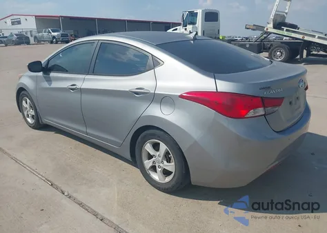 2014 Hyundai Elantra Se (Ulsan Plant) z USA, uszkodzony, nr VIN KMHDH4AE0EU206832